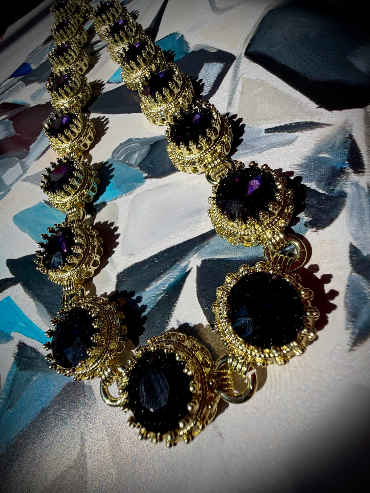 The Dark Amethyst Queen Necklace