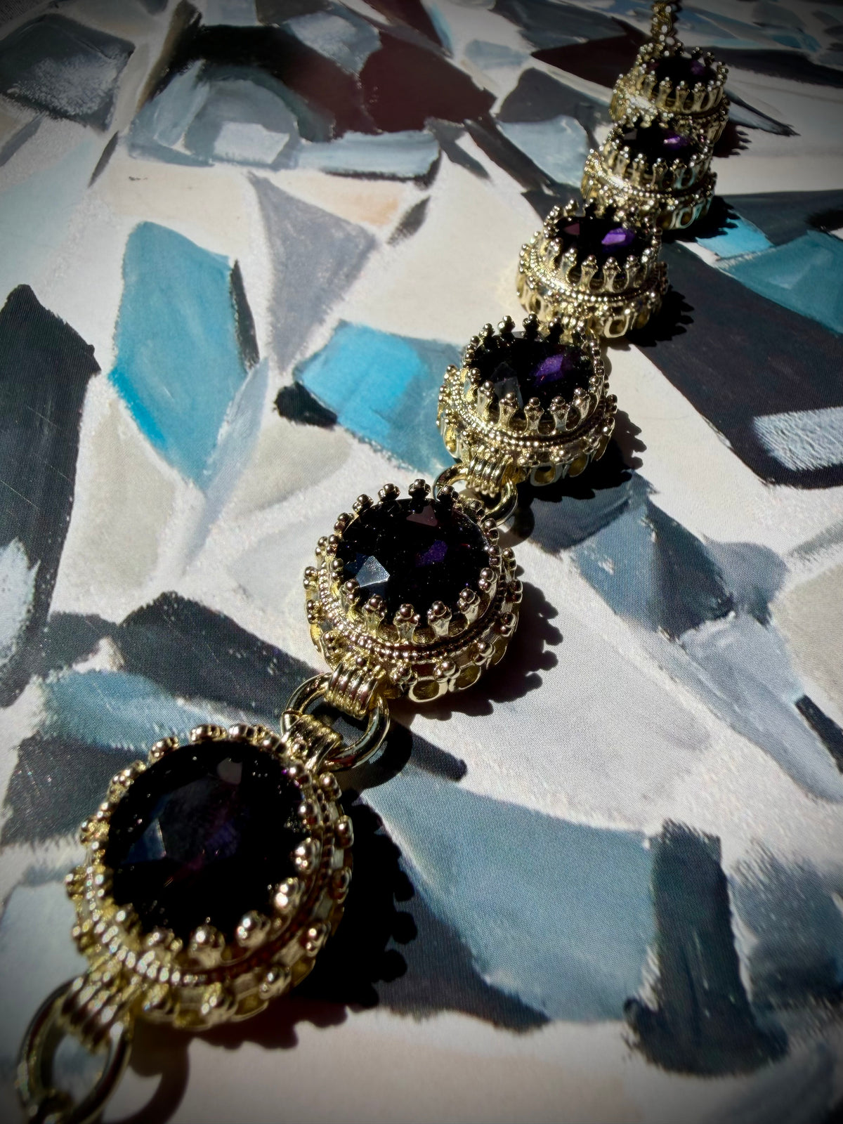 Dark Amethyst Queen Bracelet