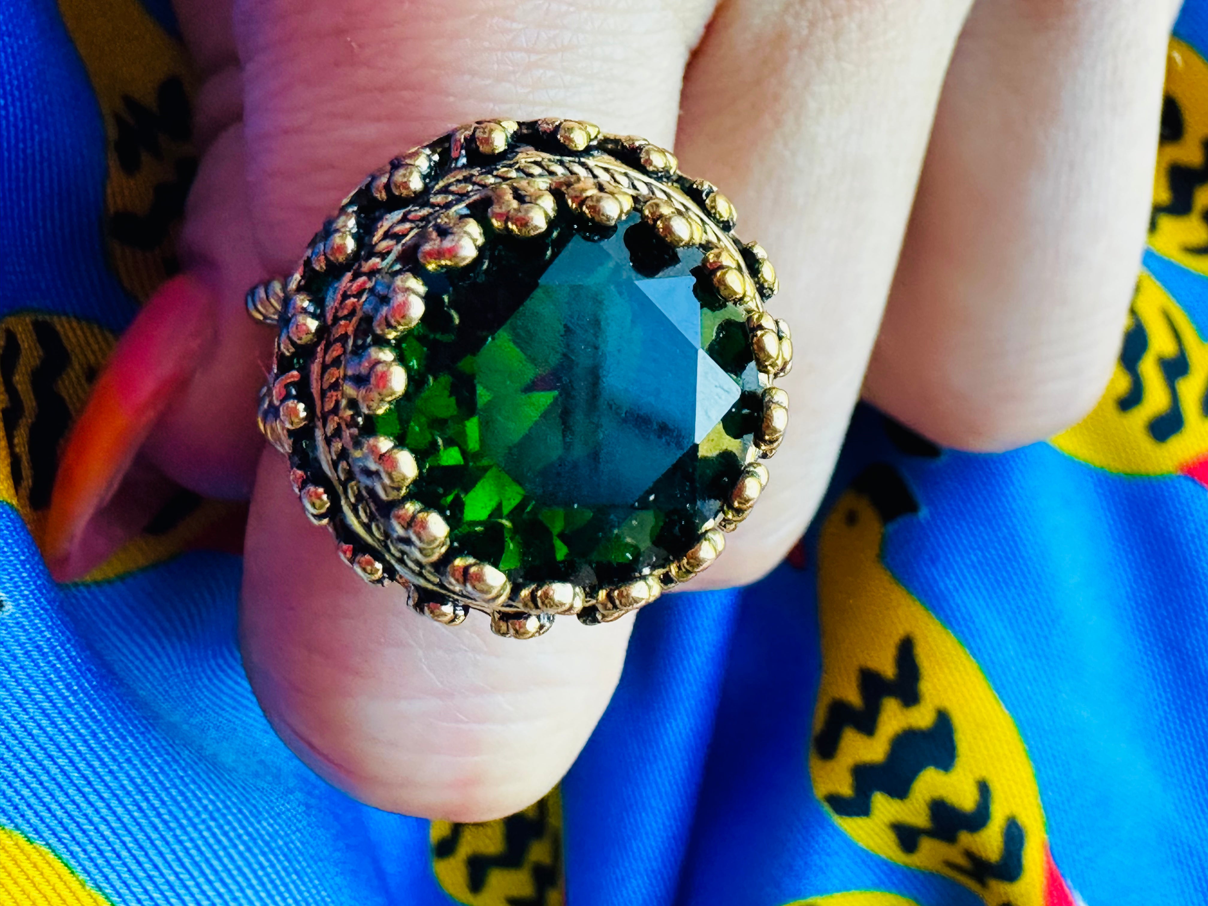 Queen Ring