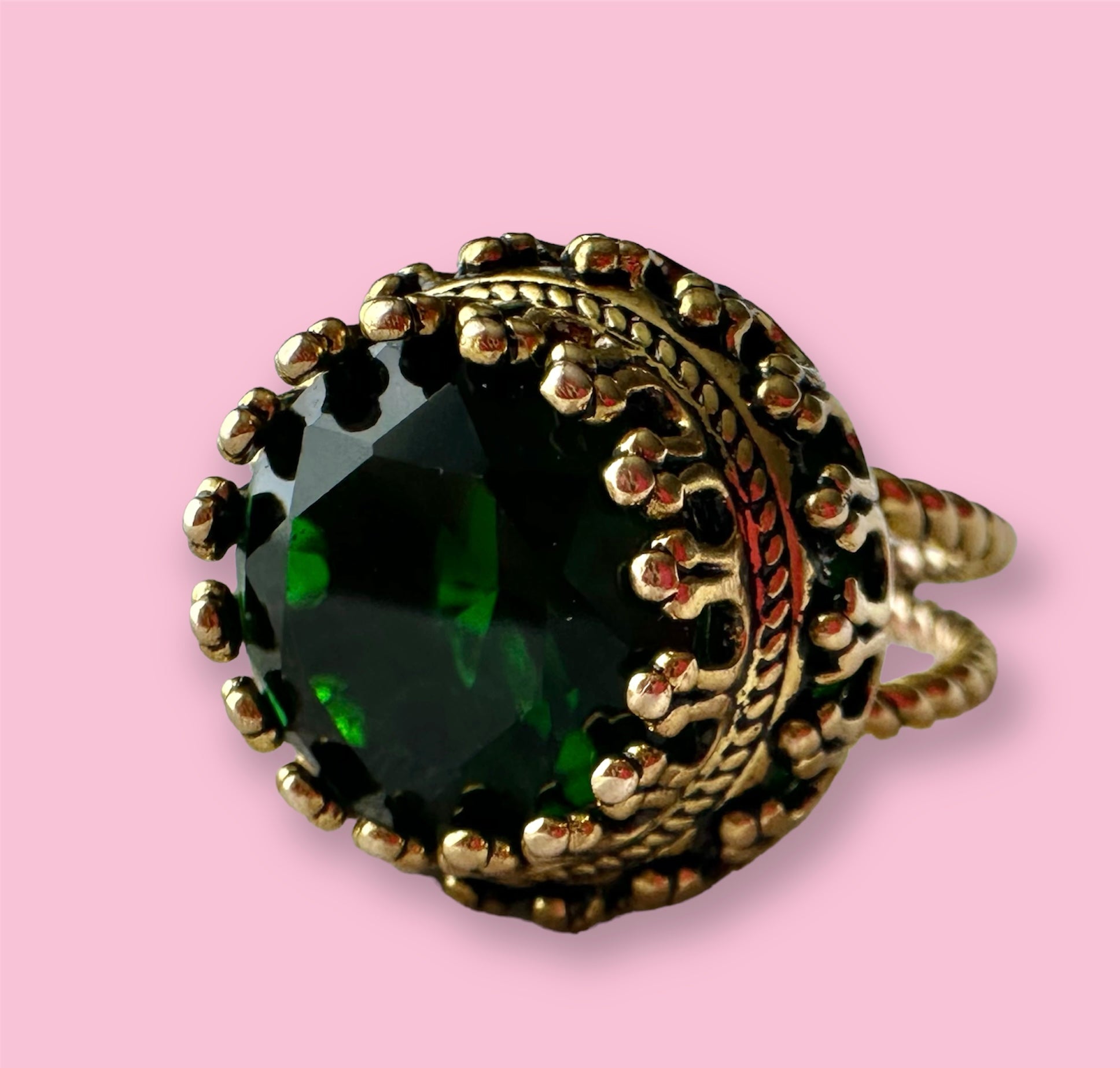 Queen Ring